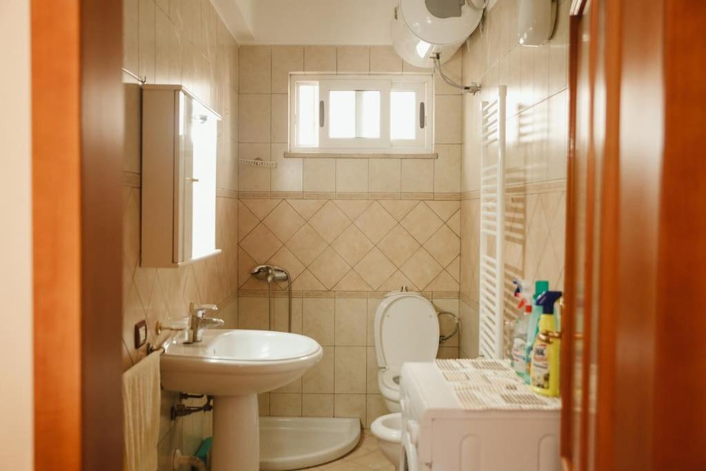 Rare Durres Apartment With Private Parking & Garden Zewnętrze zdjęcie